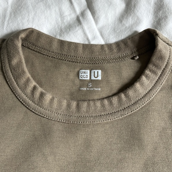 Uniqlo Women’s Crew Neck T-Shirt Bundle - Picture 6 of 16